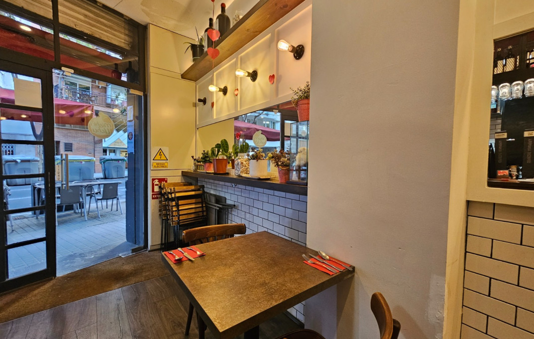 Transfert - Restaurant -
Barcelona - Sant Antoni