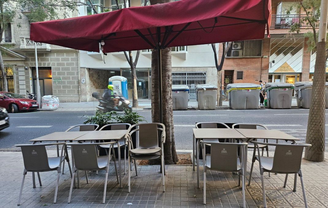 Traspaso - Restaurante -
Barcelona - Sant Antoni