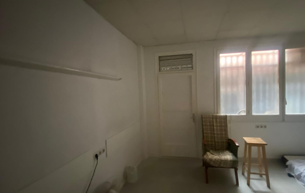 Transfer - Take Away -
Torroella de Montgrí