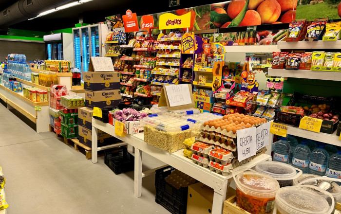 Transfer - Food store -
Cornella de Llobregat - Centro