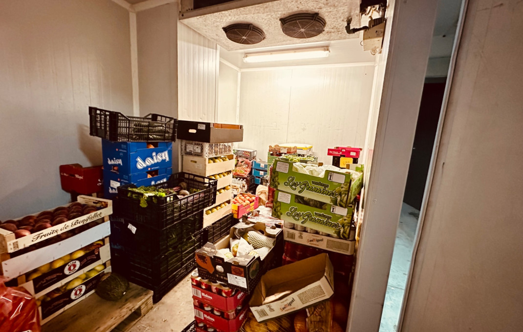 Transfert - magasin d'alimentation -
Cornella de Llobregat - Centro