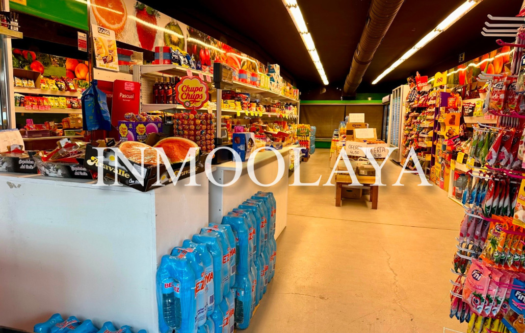 Transfer - Food store -
Cornella de Llobregat - Centro