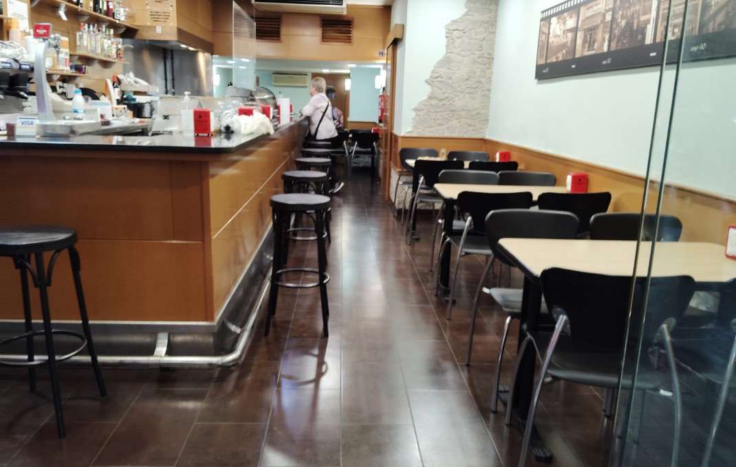 Transfer - Bar-Cafeteria -
Barcelona - Eixample