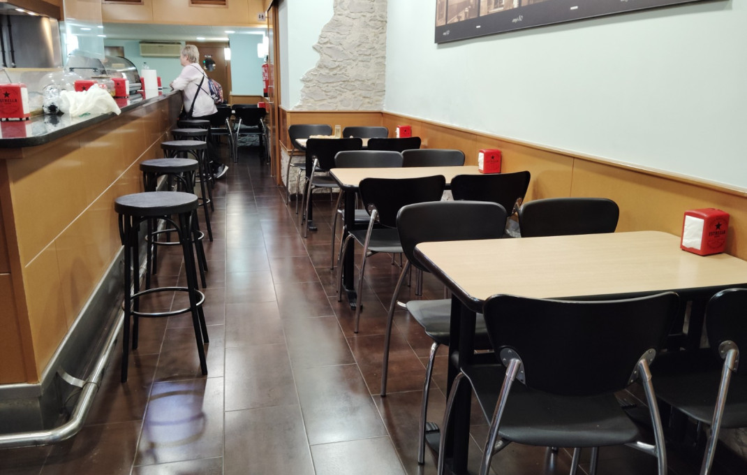 Transfer - Bar-Cafeteria -
Barcelona - Eixample