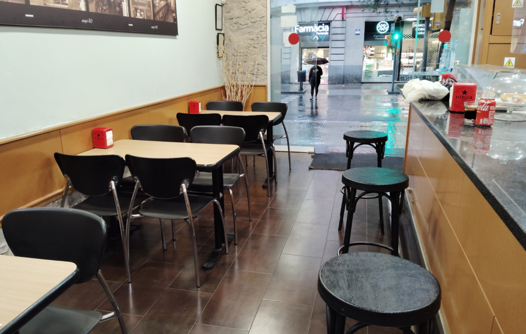 Transfer - Bar-Cafeteria -
Barcelona - Eixample