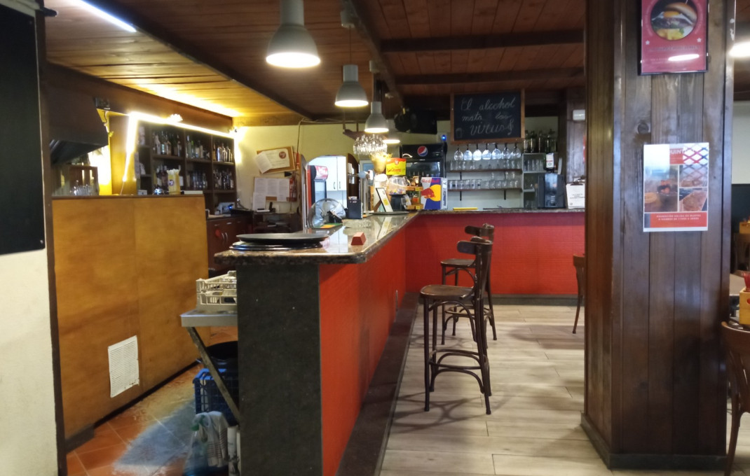 Traspaso - Bar Restaurante -
Rubí