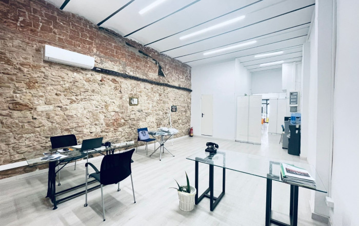 Rental - Local comercial -
Barcelona - Gràcia