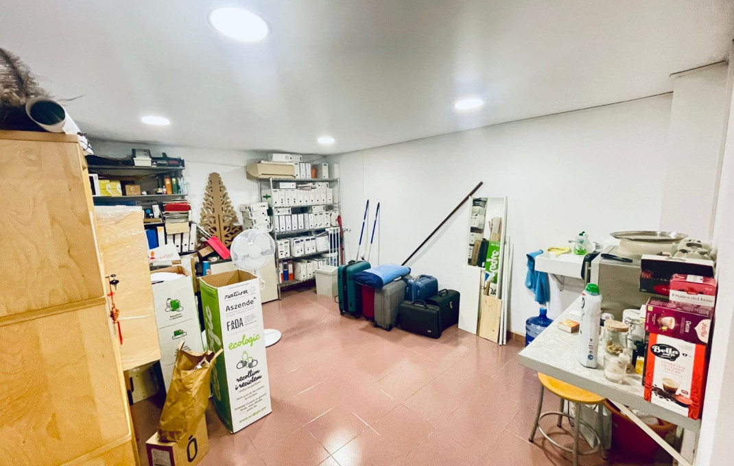 Rental - Local comercial -
Barcelona - Gràcia