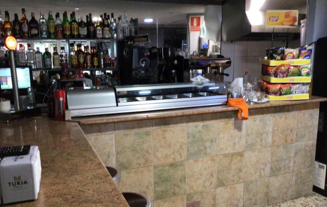 Traspaso - Bar-Cafeteria -
L'Hospitalet de Llobregat