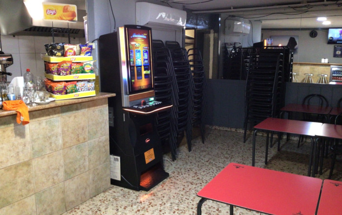 Traspaso - Bar-Cafeteria -
L'Hospitalet de Llobregat