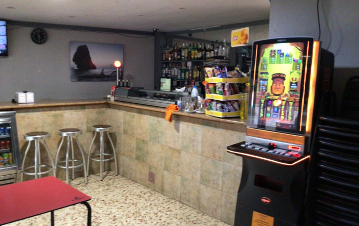 Traspaso - Bar-Cafeteria -
L'Hospitalet de Llobregat