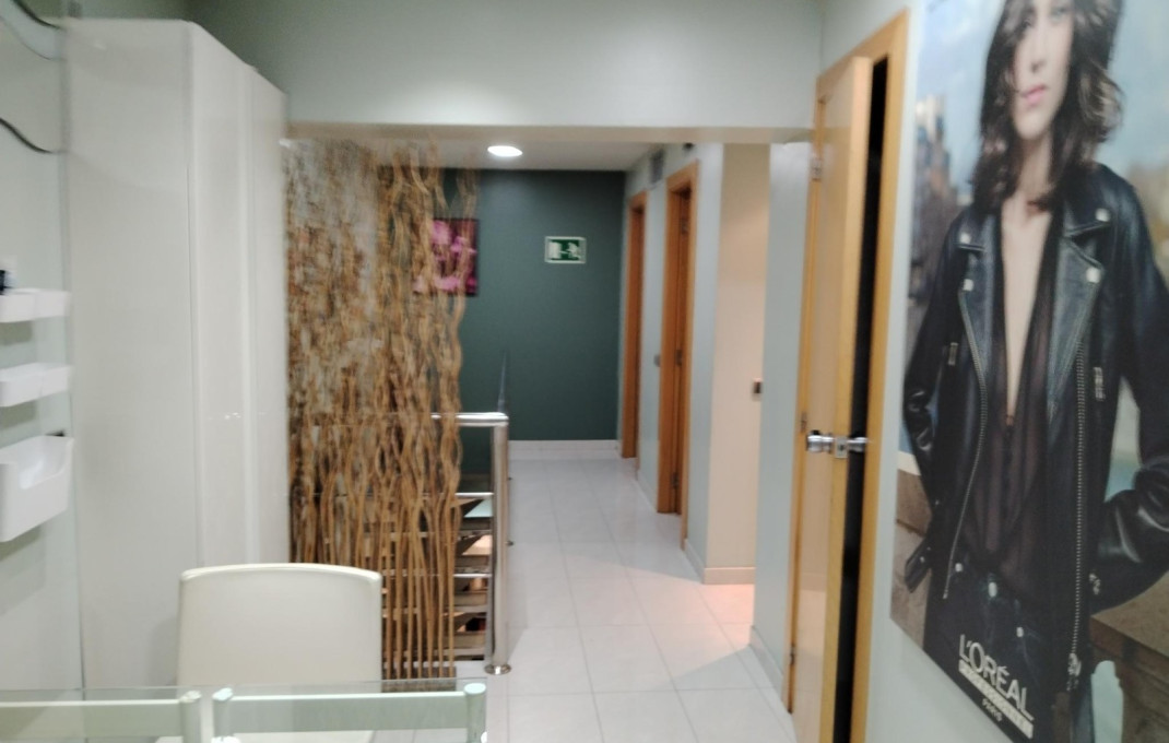 Transfert - Peluquerias y Estetica -
Barcelona - Eixample Derecho