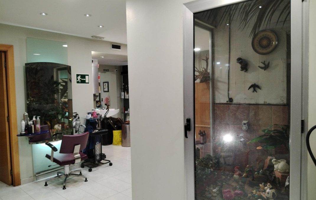 Transfert - Peluquerias y Estetica -
Barcelona - Eixample Derecho