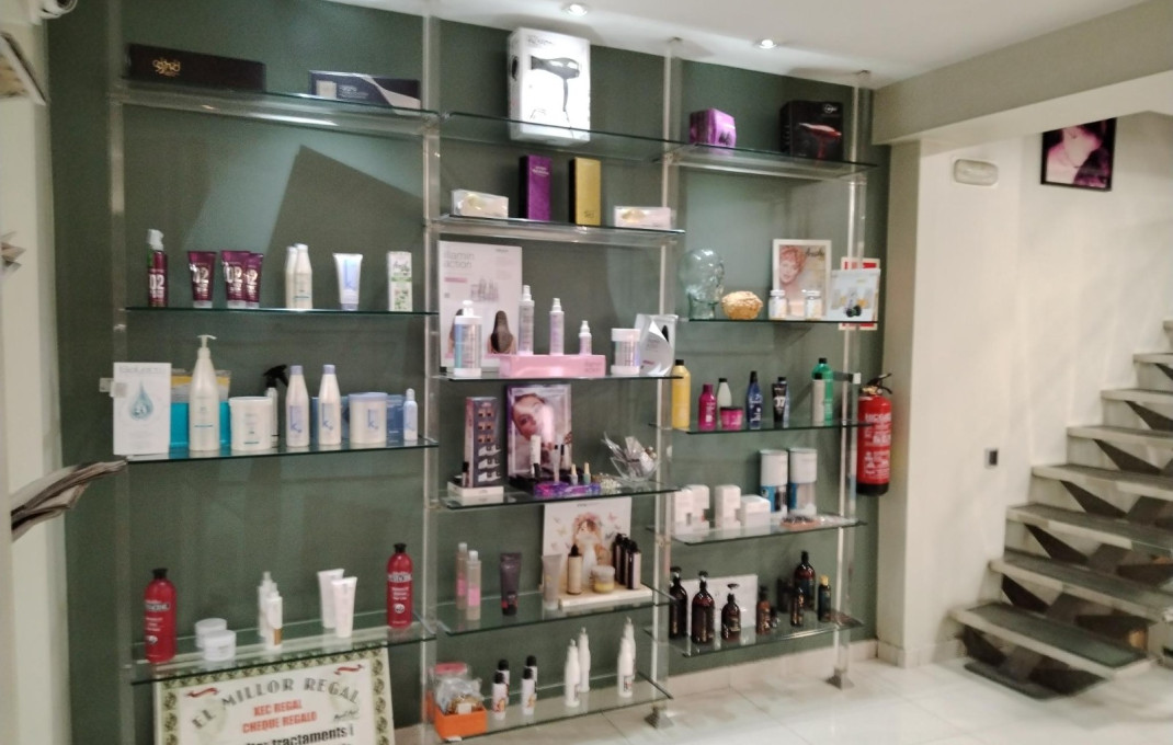 Transfert - Peluquerias y Estetica -
Barcelona - Eixample Derecho