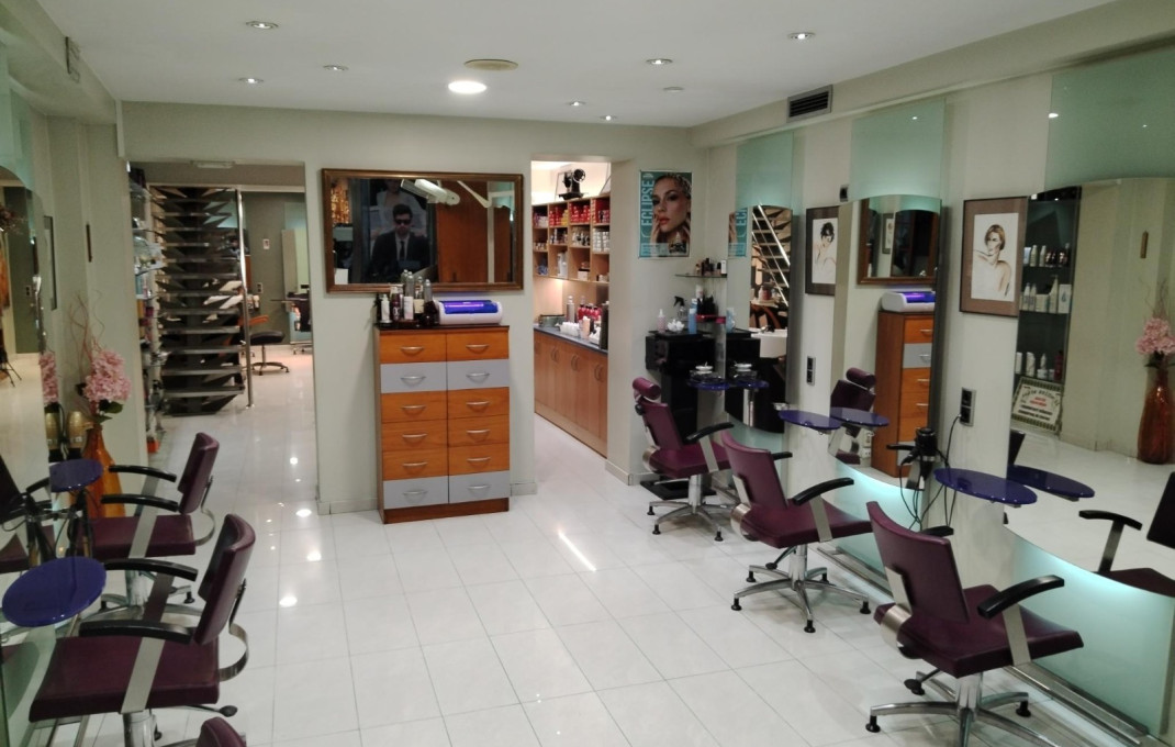 Transfert - Peluquerias y Estetica -
Barcelona - Eixample Derecho