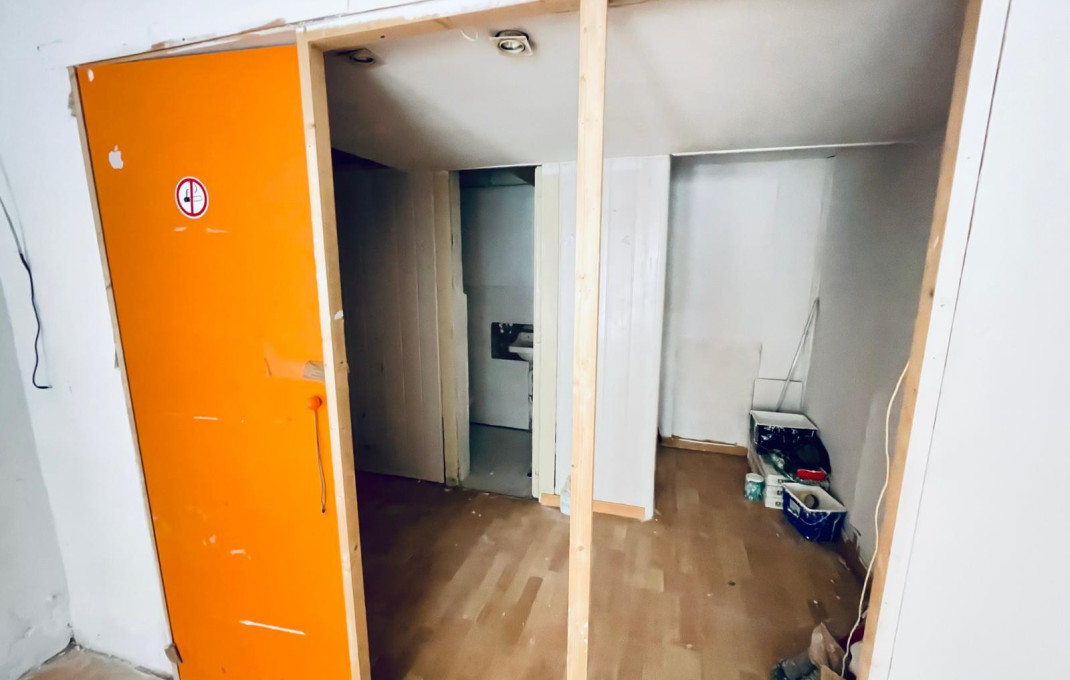 Alquiler - Local comercial -
Barcelona - Gràcia