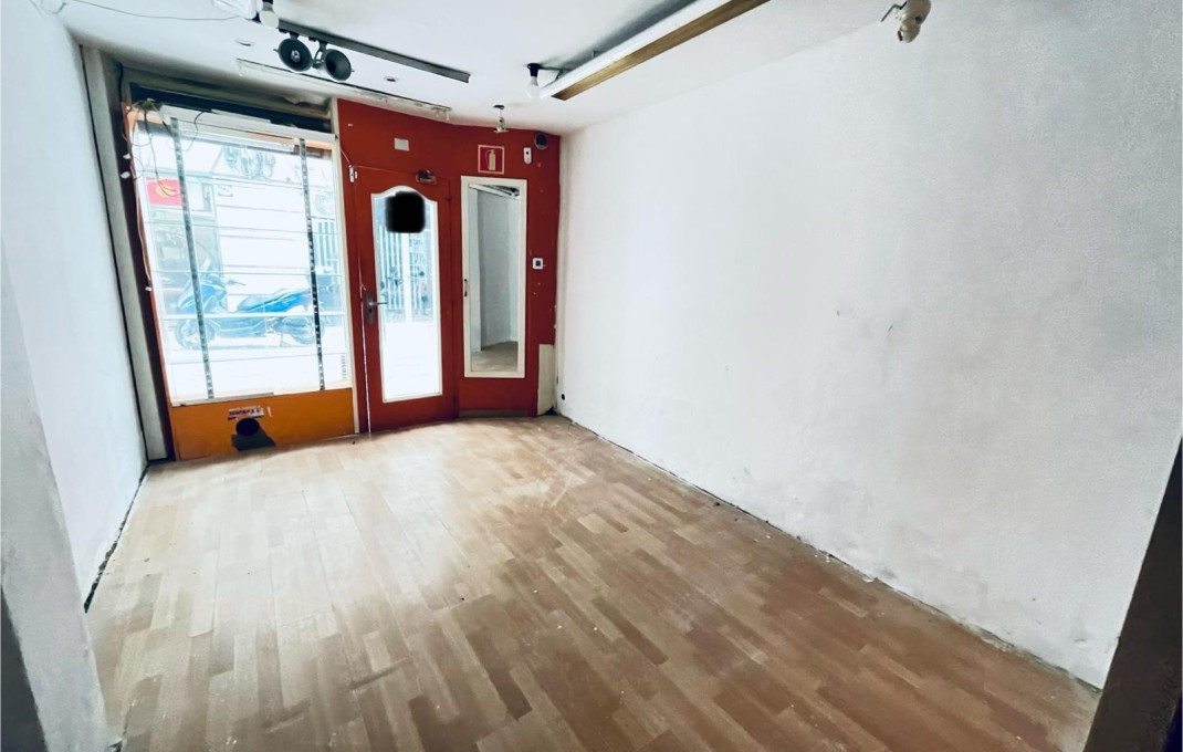 Alquiler - Local comercial -
Barcelona - Gràcia
