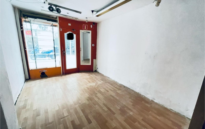 Alquiler - Local comercial -
Barcelona - Gràcia