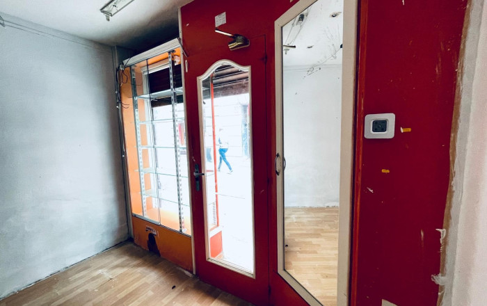 Alquiler - Local comercial -
Barcelona - Gràcia