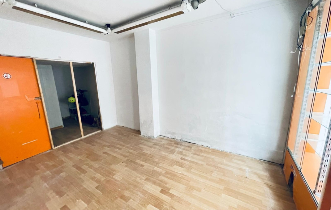 Alquiler - Local comercial -
Barcelona - Gràcia