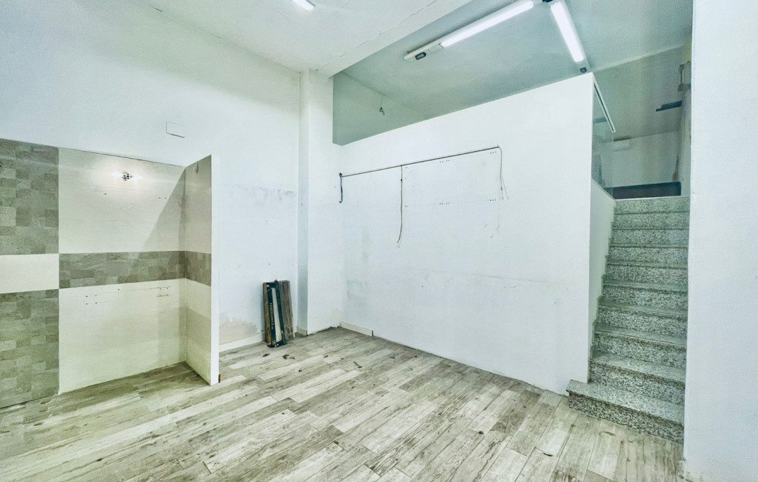 Venta - Local comercial -
Barcelona - La Nova Esquerra De L´ Eixample