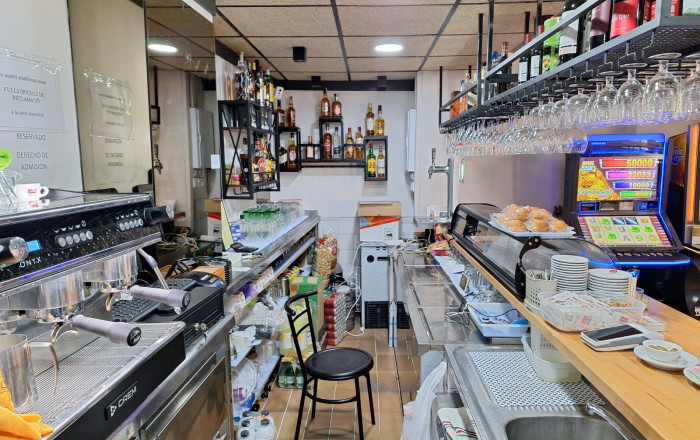 Sale - Bar Restaurante -
Barcelona - Sants