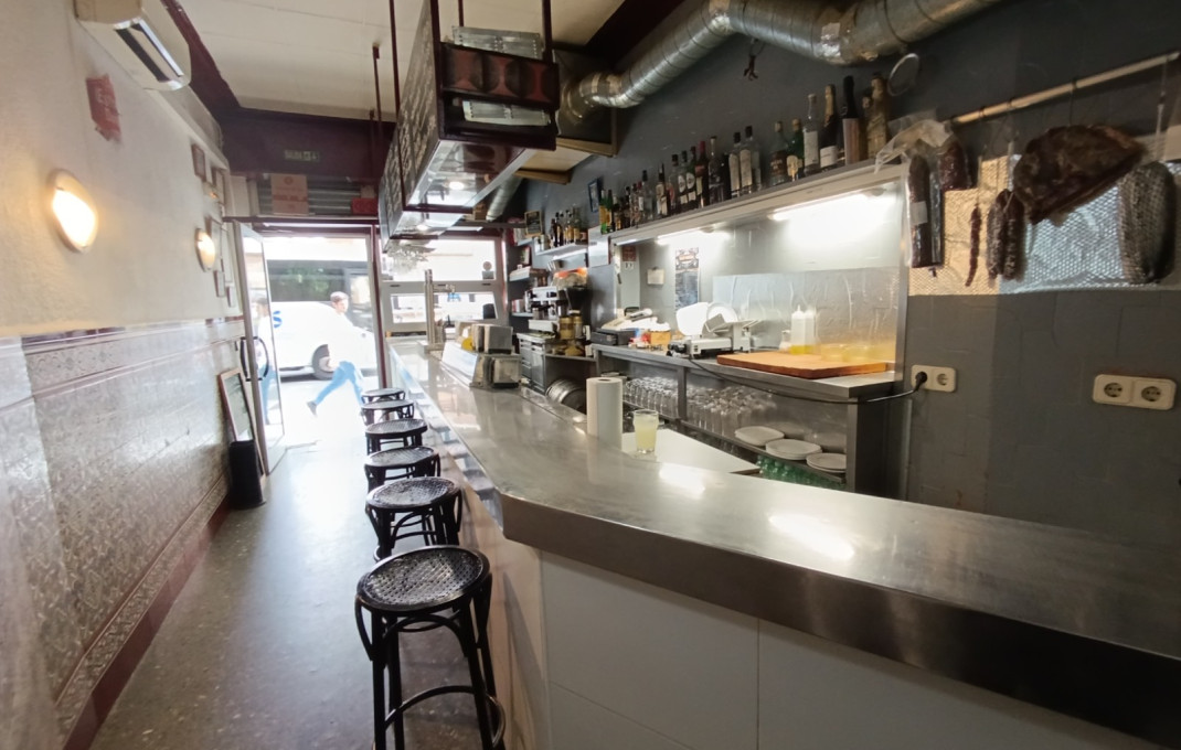 Traspaso - Bar-Cafeteria -
Barcelona - Sarria-Sant Gervasi