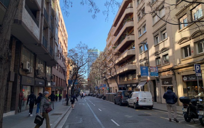 Profitable sale - Local comercial -
Barcelona - Sarria-Sant Gervasi