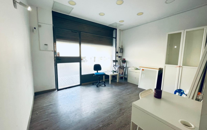 Rental - Local comercial -
Barcelona - Eixample Izquierdo