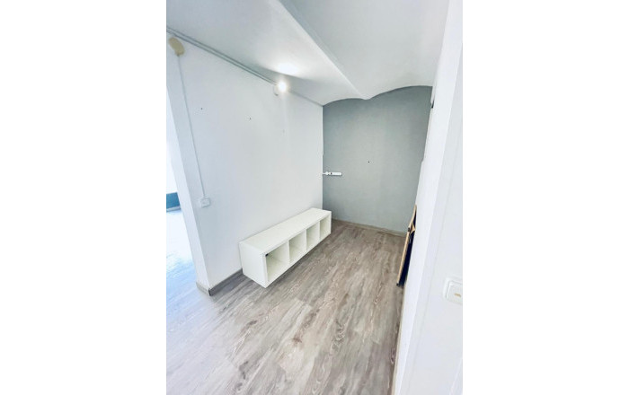 Rental - Local comercial -
Barcelona - Eixample Izquierdo