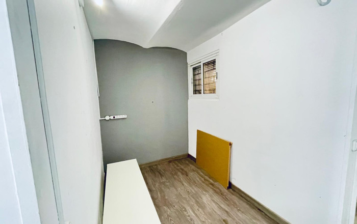 Alquiler - Local comercial -
Barcelona - Eixample Izquierdo