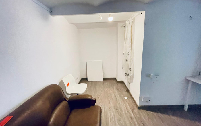 Rental - Local comercial -
Barcelona - Eixample Izquierdo