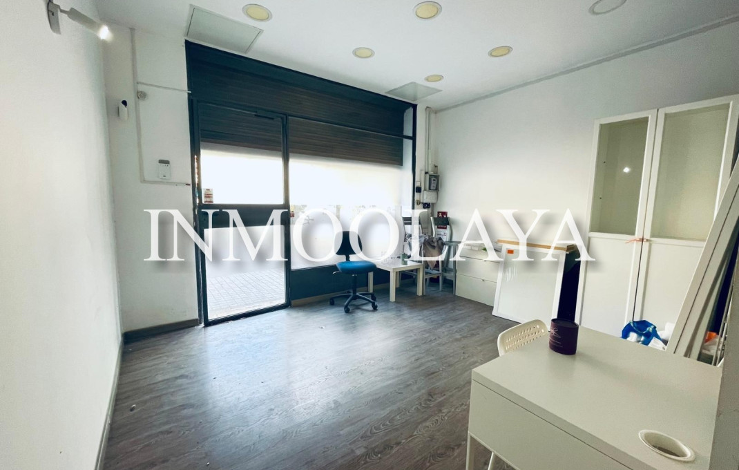 Rental - Local comercial -
Barcelona - Eixample Izquierdo