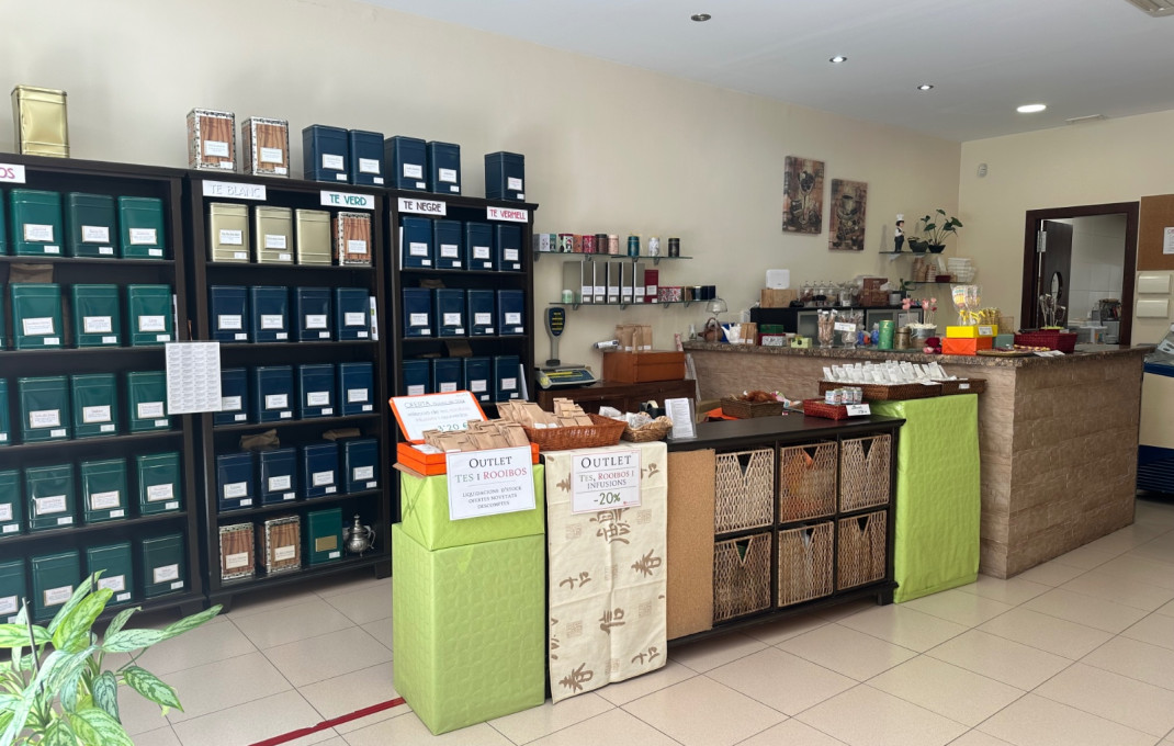 Transfert - magasin d'alimentation -
Barcelona - Sants