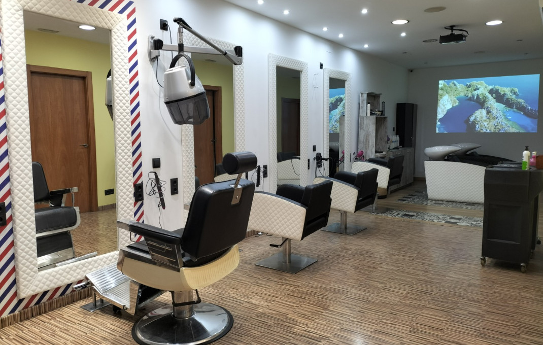 Transfert - Peluquerias y Estetica -
Barcelona - Sants