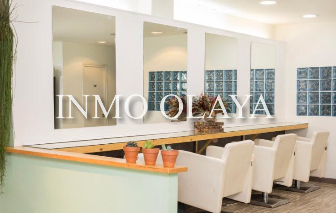 Traspaso - Peluquerias y Estetica -
Barcelona - Sant Gervaci