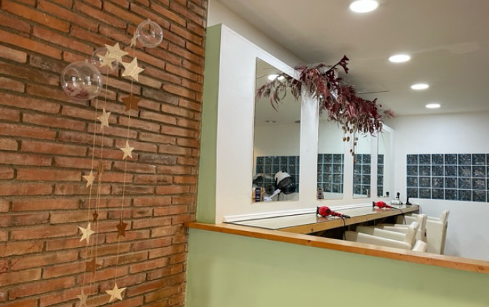 Traspaso - Peluquerias y Estetica -
Barcelona - Sant Gervaci