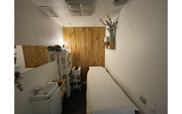 Traspaso - Peluquerias y Estetica -
Barcelona - Sant Gervaci