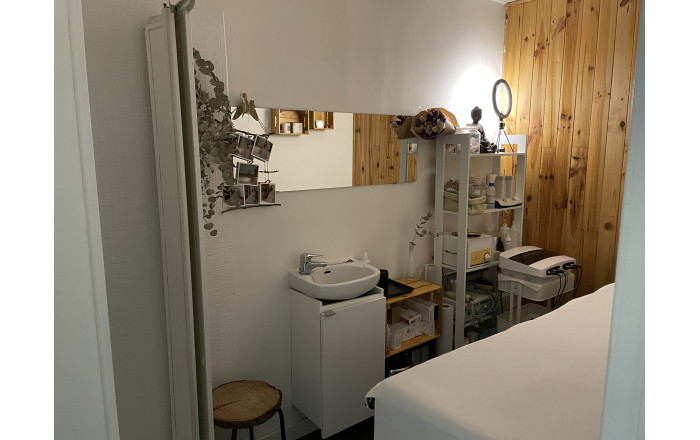 Traspaso - Peluquerias y Estetica -
Barcelona - Sant Gervaci