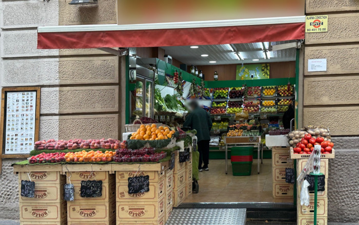 Traspaso - Frutería -
Barcelona - Sants