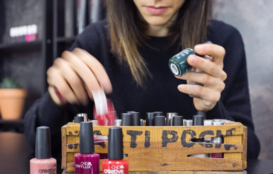 Traspaso - Peluquerias y Estetica -
Barcelona - Sant Gervaci