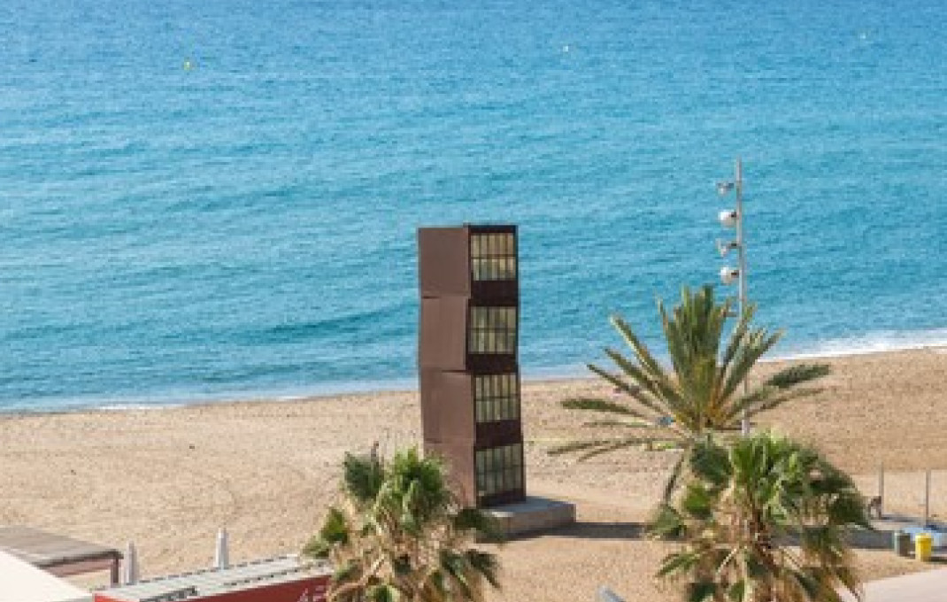 Traspaso - Tienda Alimentacion  -
Barcelona - Barceloneta