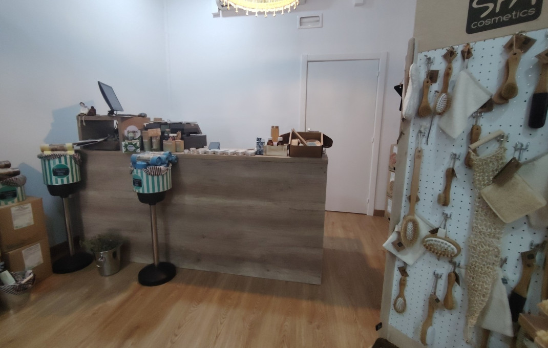 Traspaso - Tiendas -
Mataró