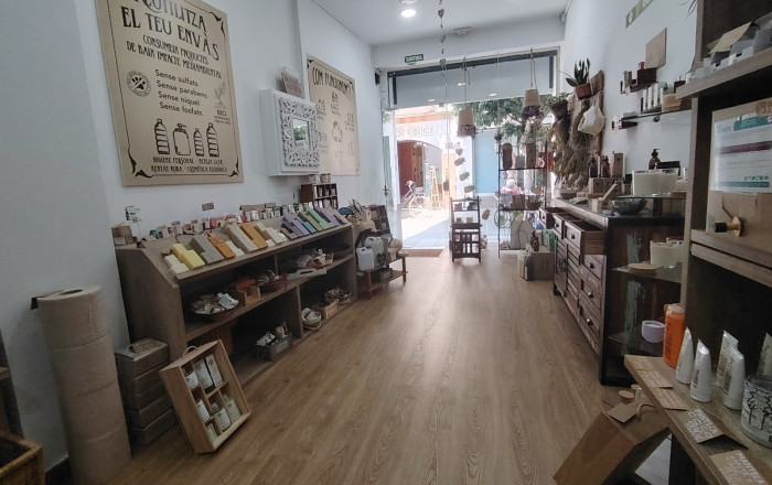 Traspaso - Tiendas -
Mataró