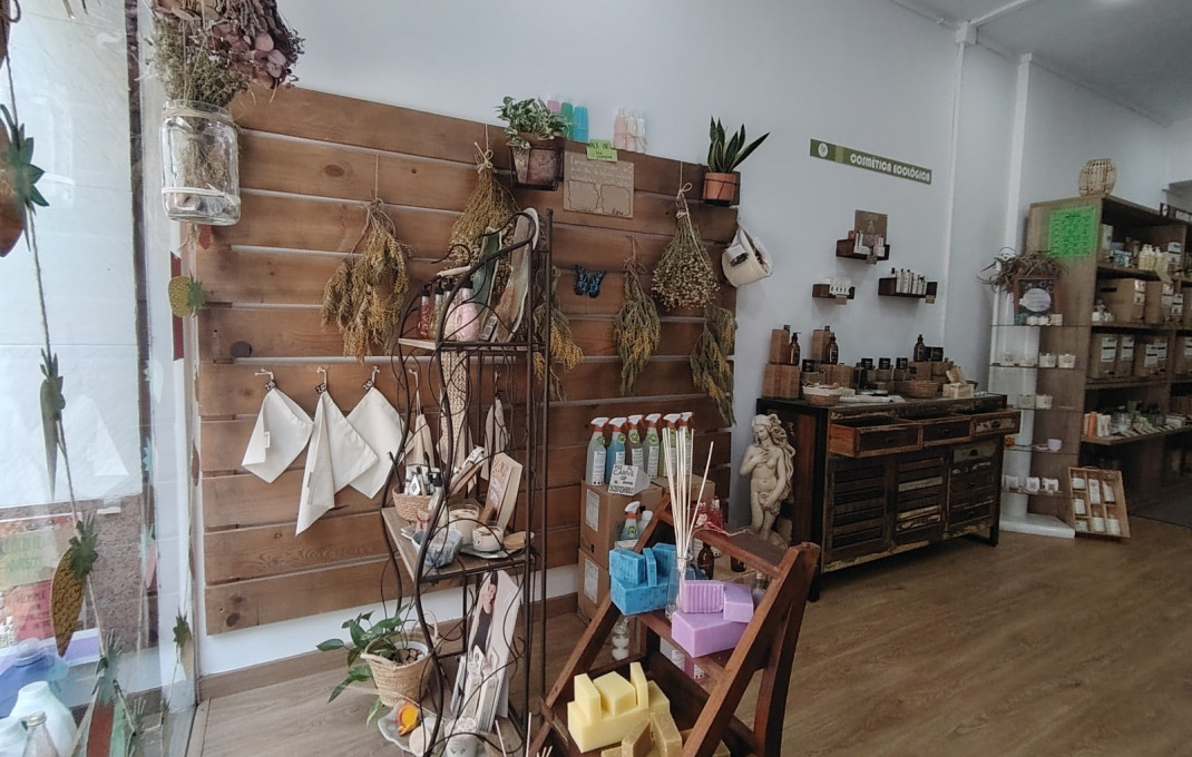 Traspaso - Tiendas -
Mataró