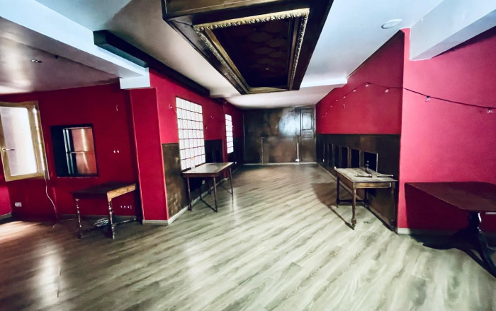 Rental - Local comercial -
Barcelona - Les corts