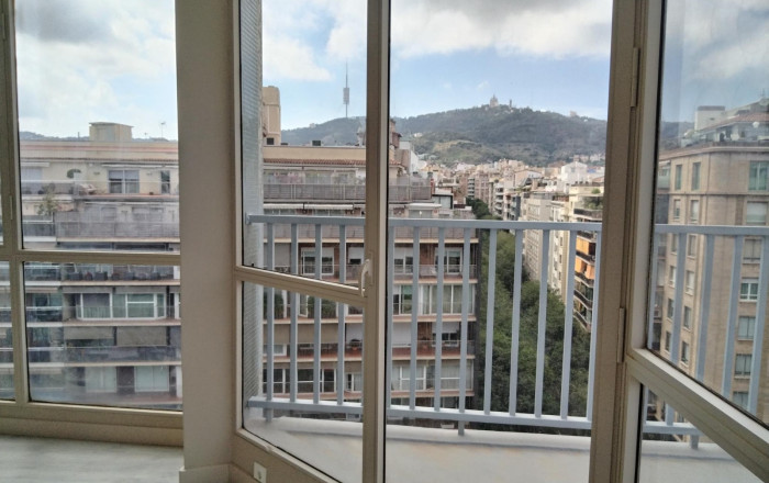 Rental - Offices -
Barcelona - Sarria-Sant Gervasi