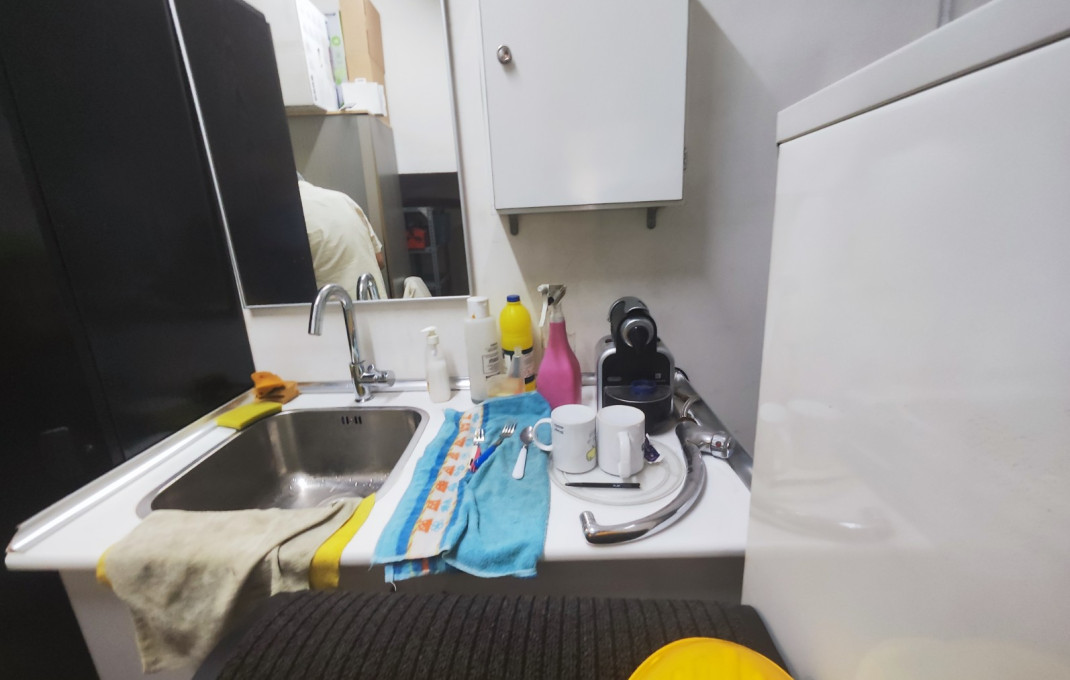 Venta - Local comercial -
Barcelona - Guinardo