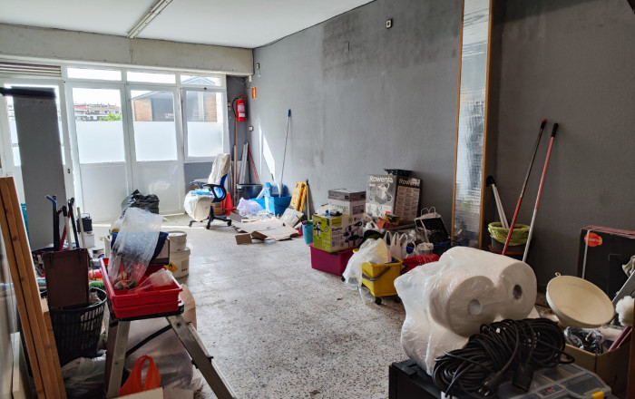 Venta - Local comercial -
Barcelona - Guinardo