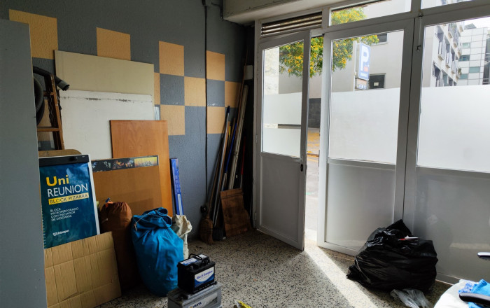 Venta - Local comercial -
Barcelona - Guinardo
